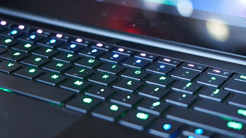 Illustration for article titled The New Razer Blade Stealth Is a Great Laptop Disguised as a Gaming PC